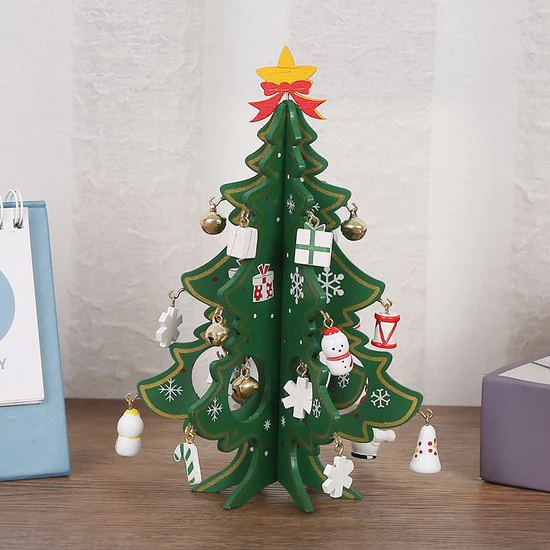 Mini Houten 3D Kerstboom – Met 10 Decoratieve Hangers – Feestelijke Tafeldecoratie – Hoogte 17.2 cm