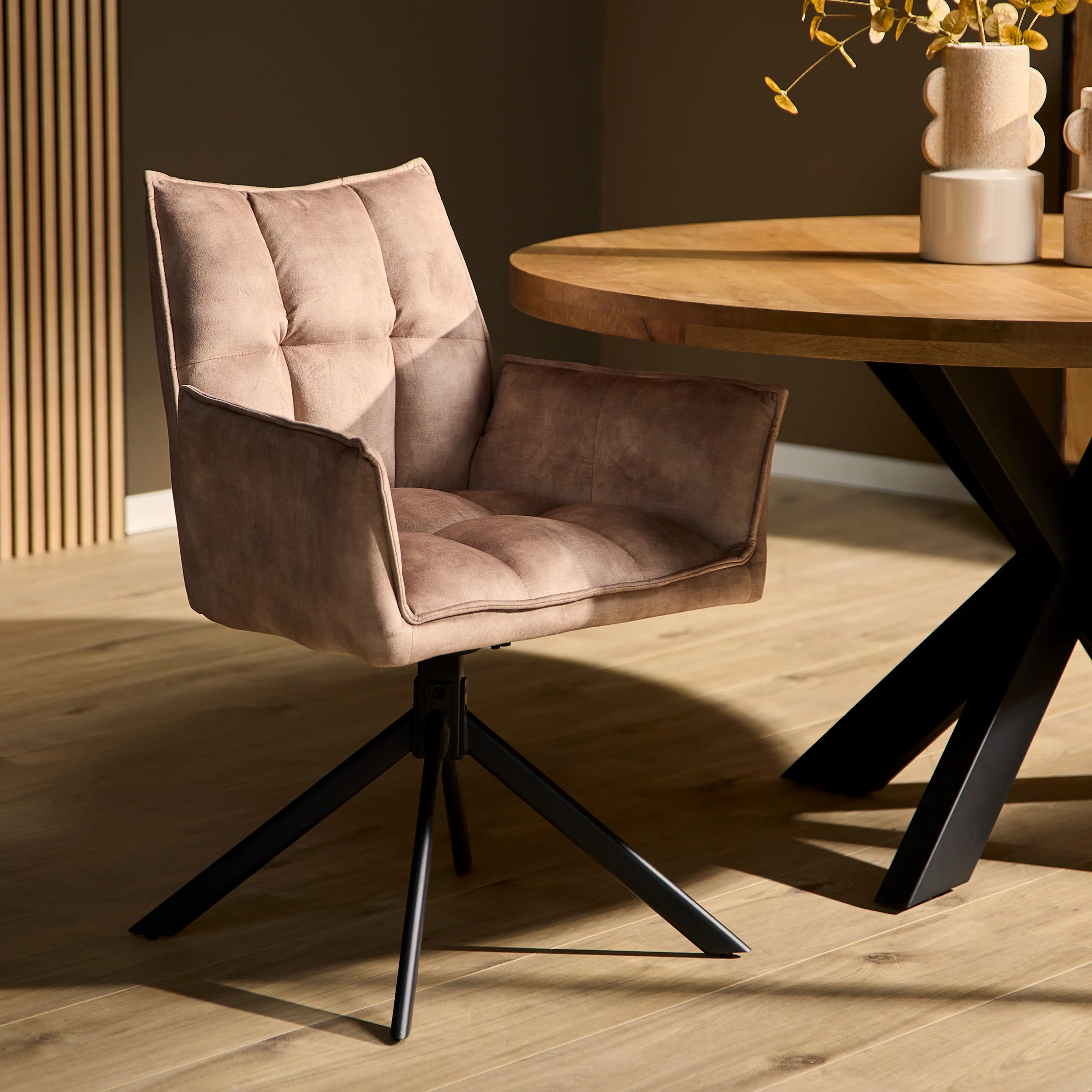 Starfurn eetkamerstoel Dani – beige – 58x67x64cm