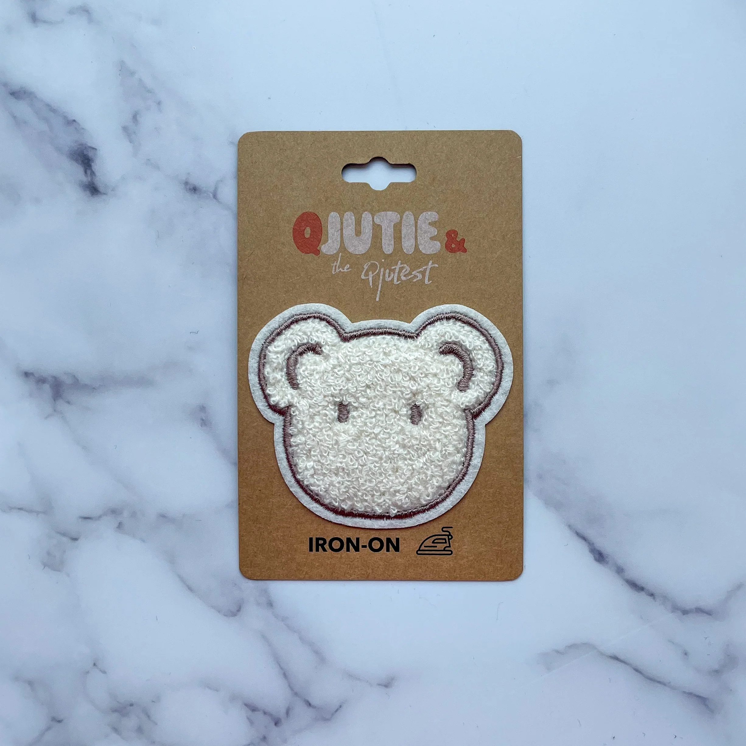 Beertje Strijkapplicatie – Qjutie and the Qjutest