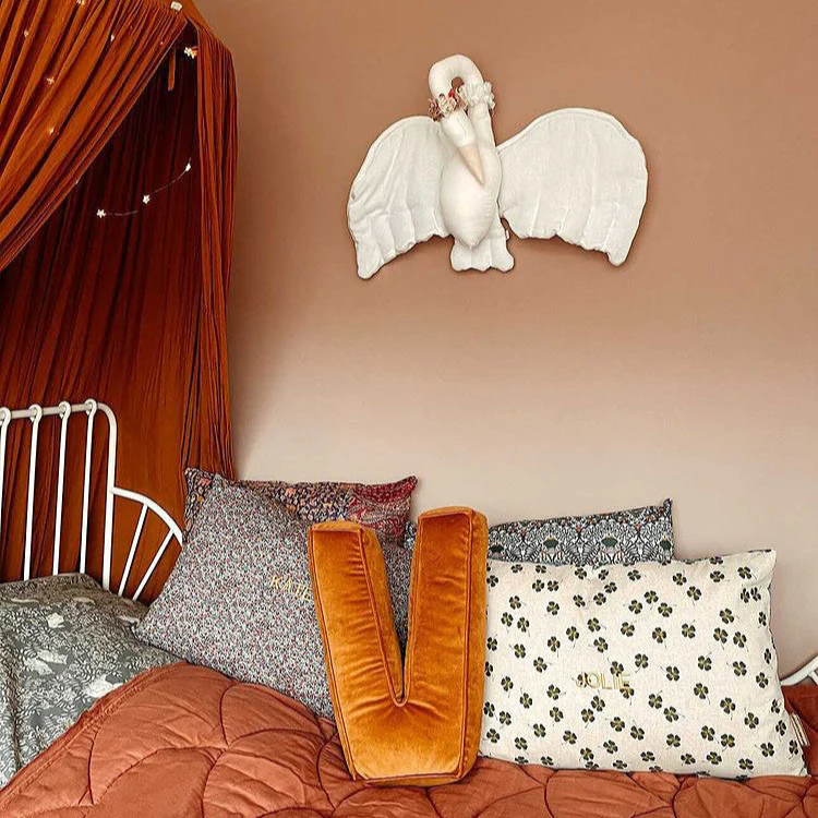 Letter Kussen – Velvet – Cognac