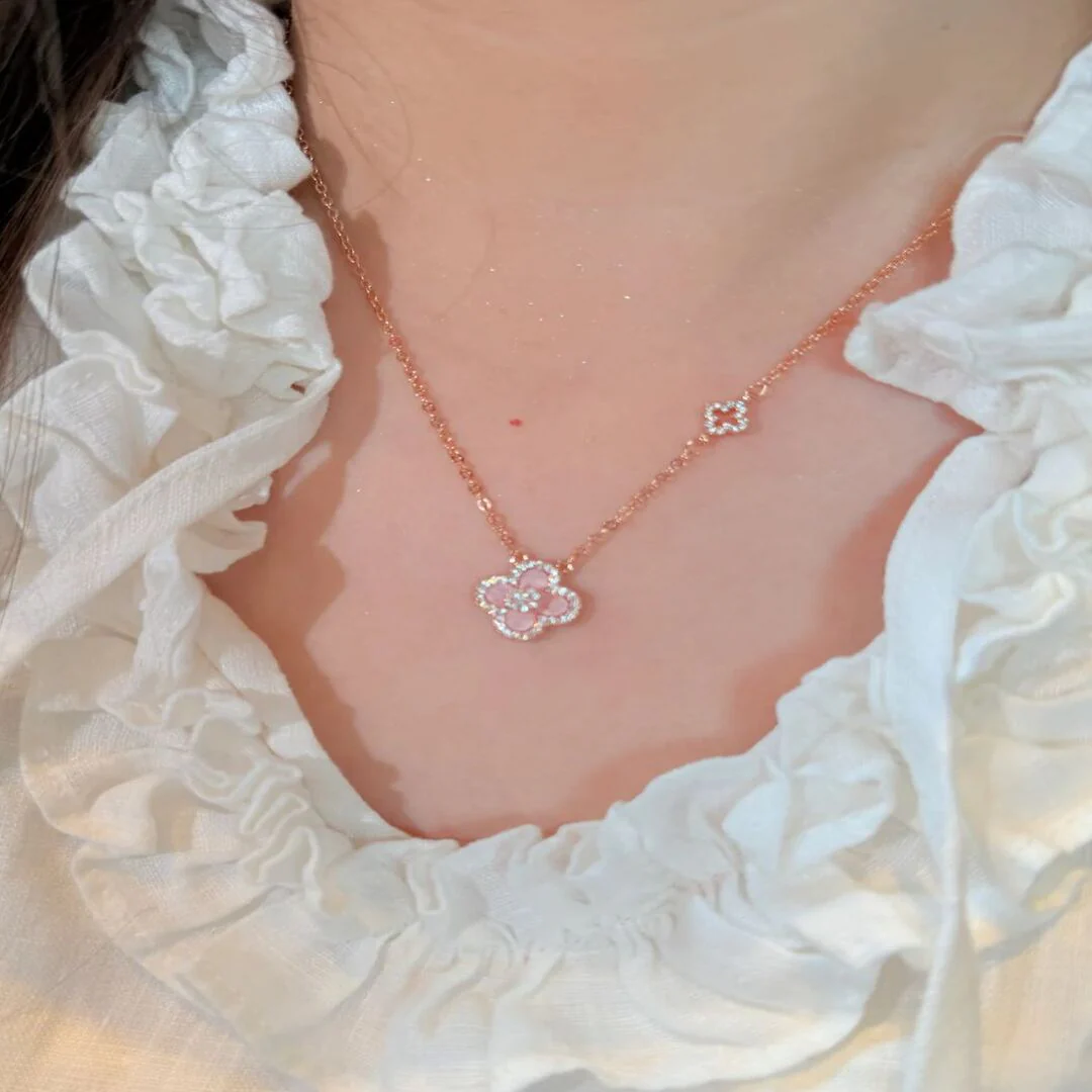 Fleurea Luxe Set | Sieraden met Zachte Glans en Luxe Detail